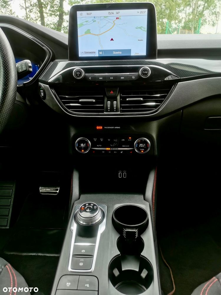 Ford Kuga 2.5 Duratec FHEV ST-LINE - 14
