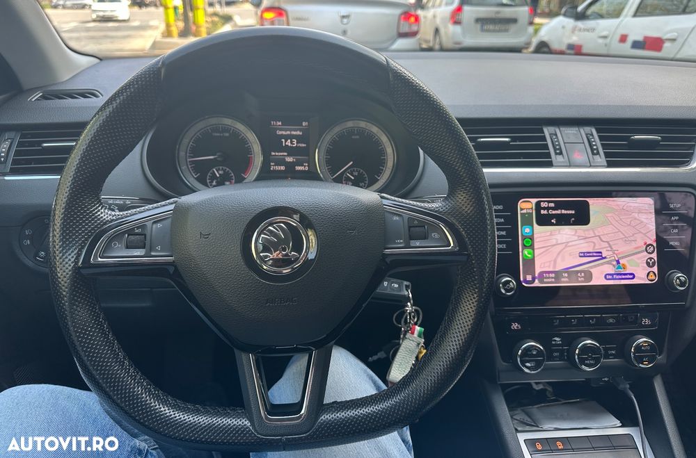 Skoda Octavia 2.0 TDI DSG Style - 1