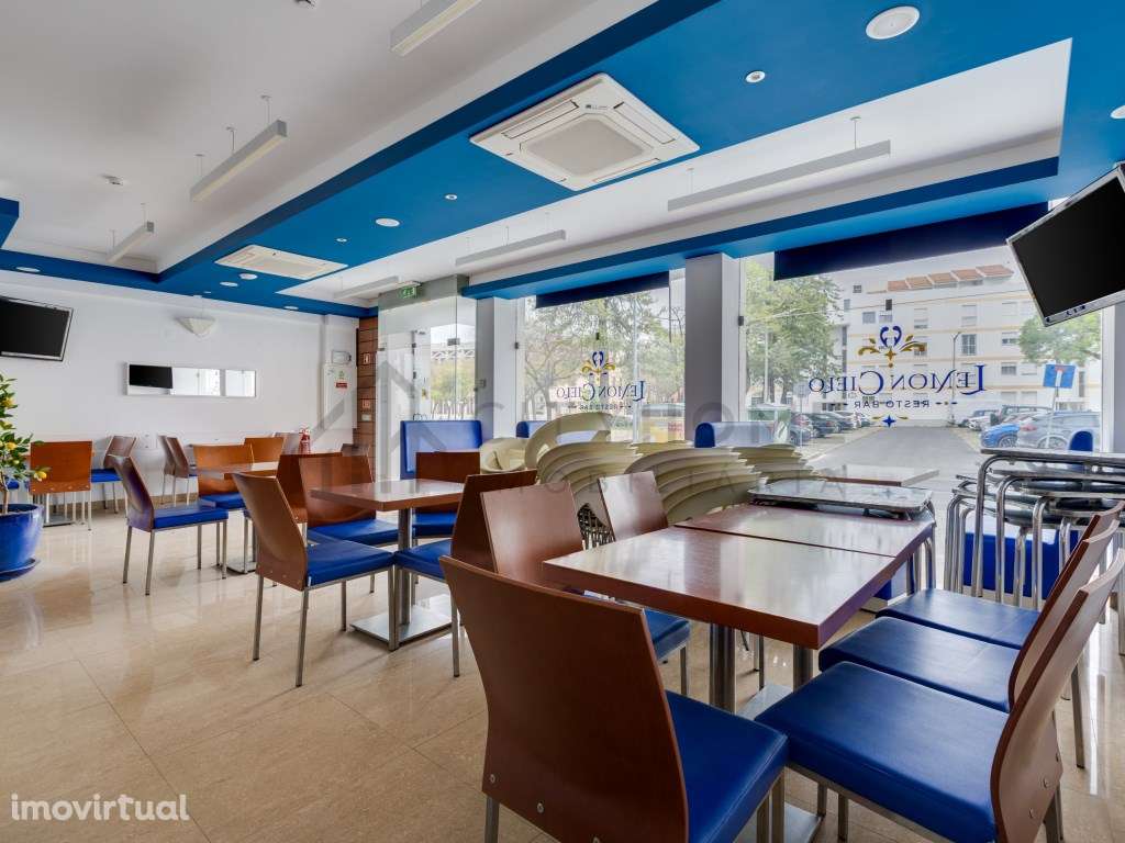 Espaço comercial em Loulé 'Chave na Mão' - Grande imagem: 3/16