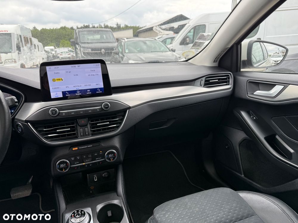 Ford Focus - 11