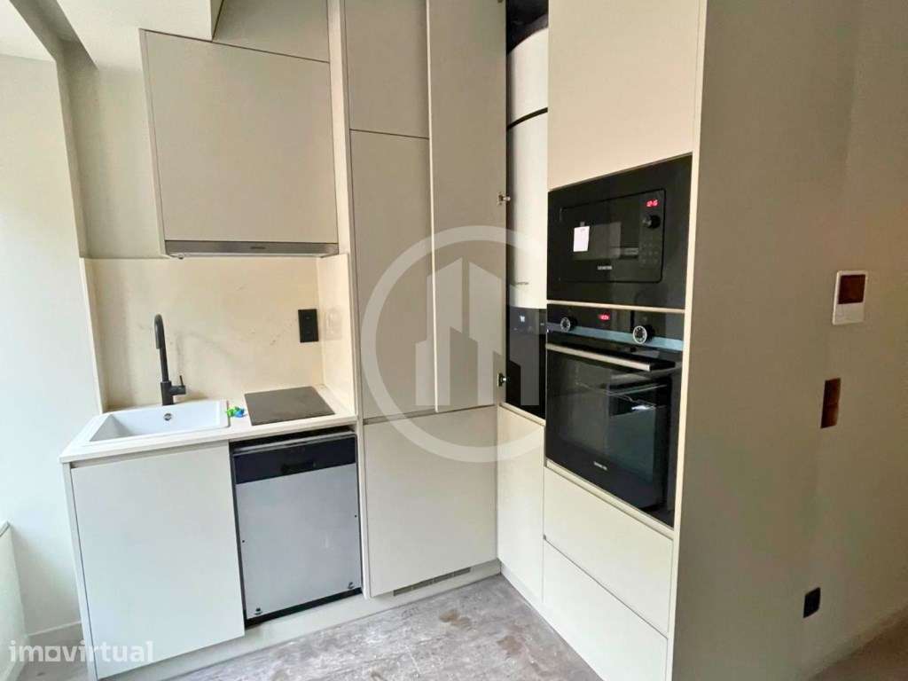 Apartamento T0 + Terraço - Grande imagem: 4/5