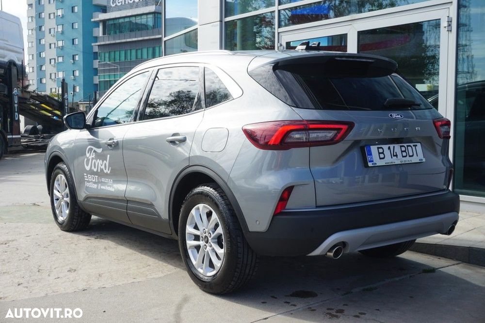 Ford Kuga 1.5 EcoBoost A8 FWD Titanium - 4