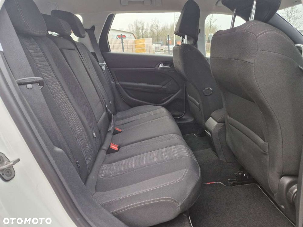 Peugeot 308 - 18