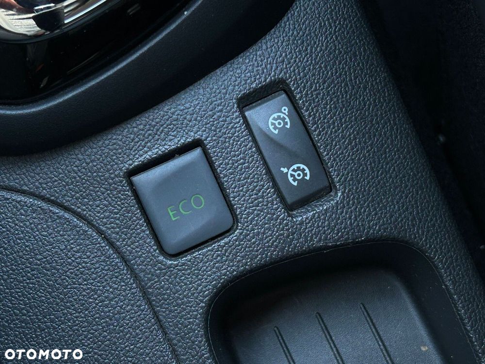 Renault Captur 1.2 Energy TCe Limited EDC - 26