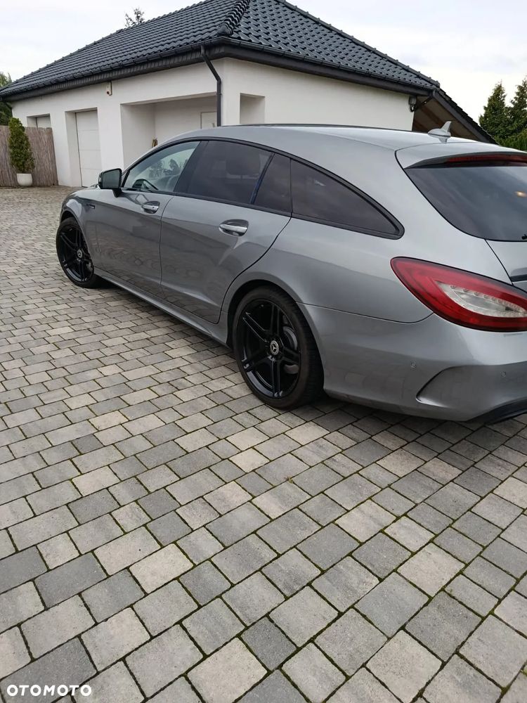 Mercedes-Benz CLS 500 4-Matic 7G-TRONIC - 3