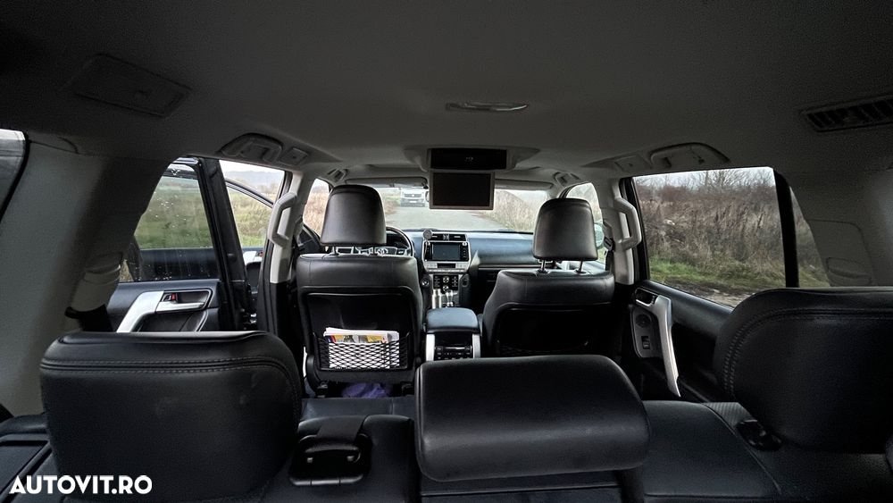 Toyota Land Cruiser 2.8l Turbo D-4D AVS Aut. Luxury - 13