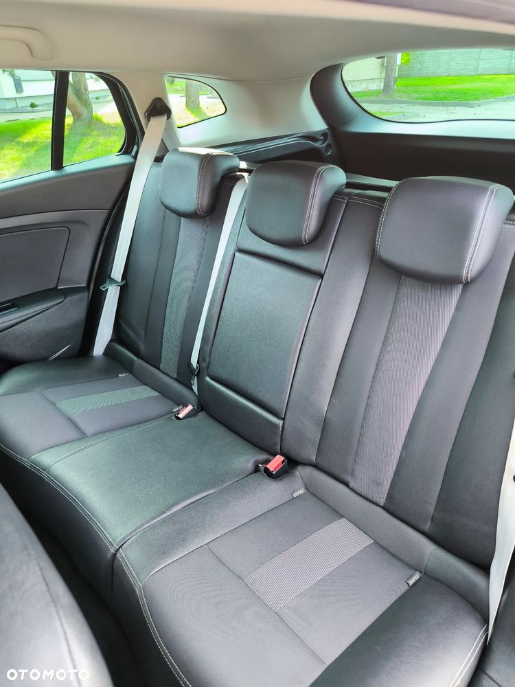 Renault Megane TCe 130 Bose Edition - 24