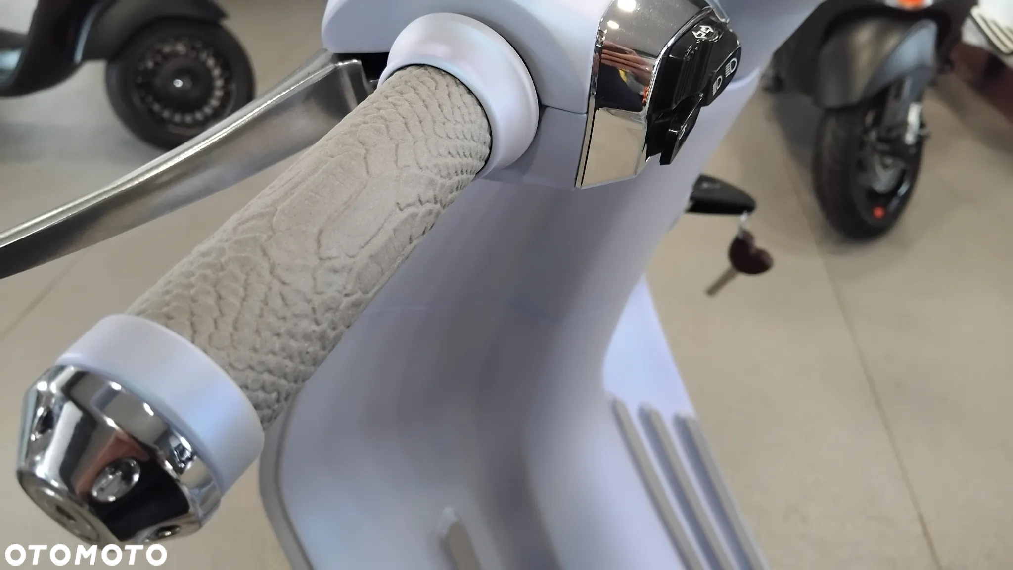 Vespa Inny - 12