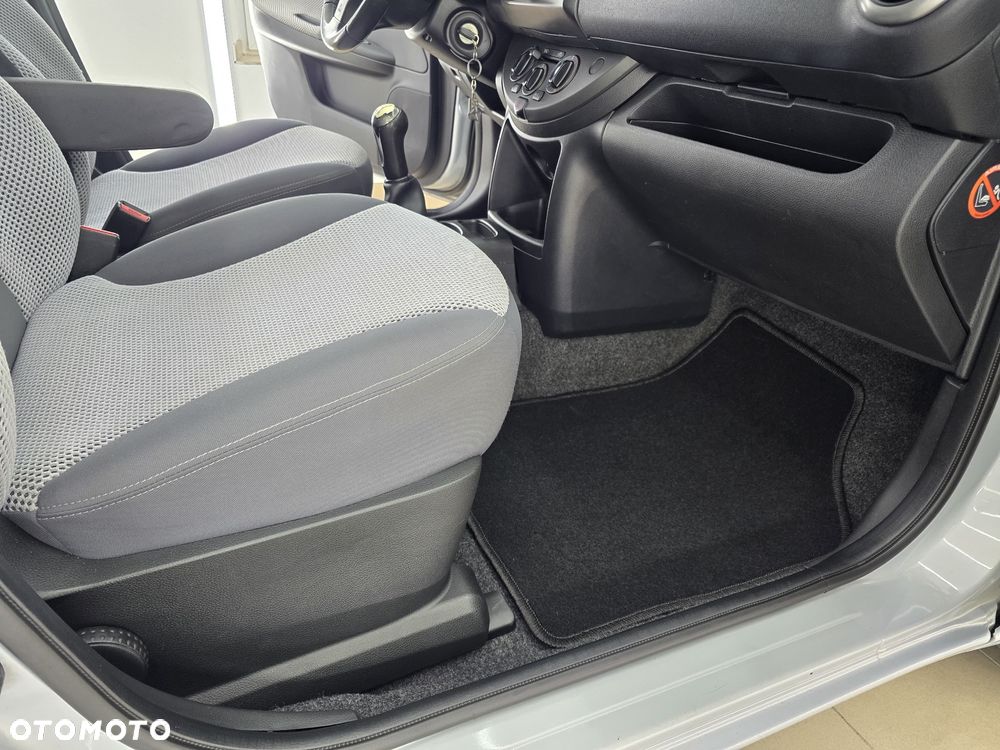 Nissan Note - 25