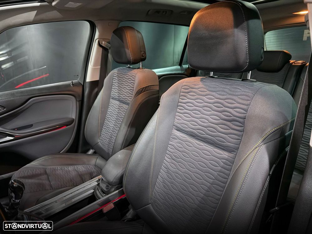 Opel Zafira 2.0 CDTi Executive - 18