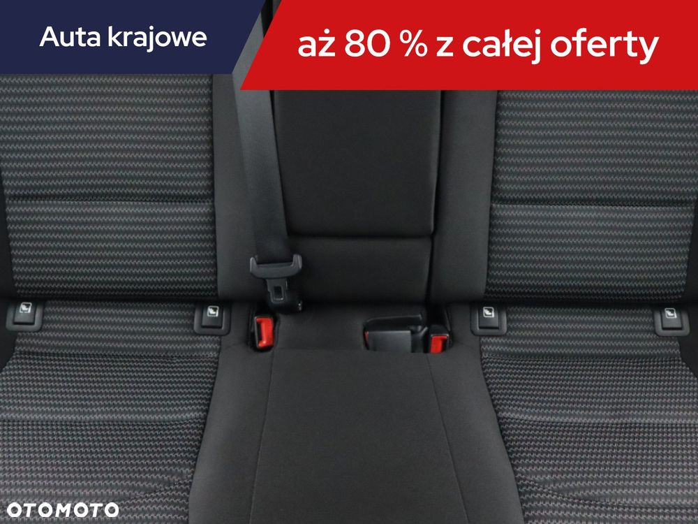 Kia Ceed - 12