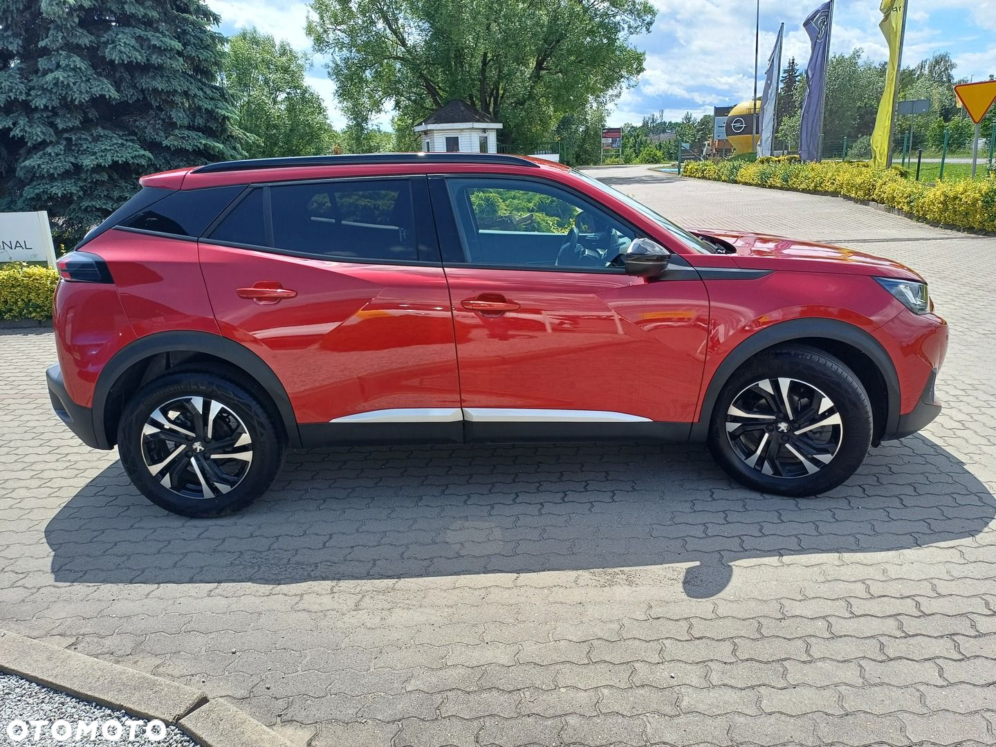 Peugeot 2008 1.2 PureTech Allure Pack S&S EAT8 - 8