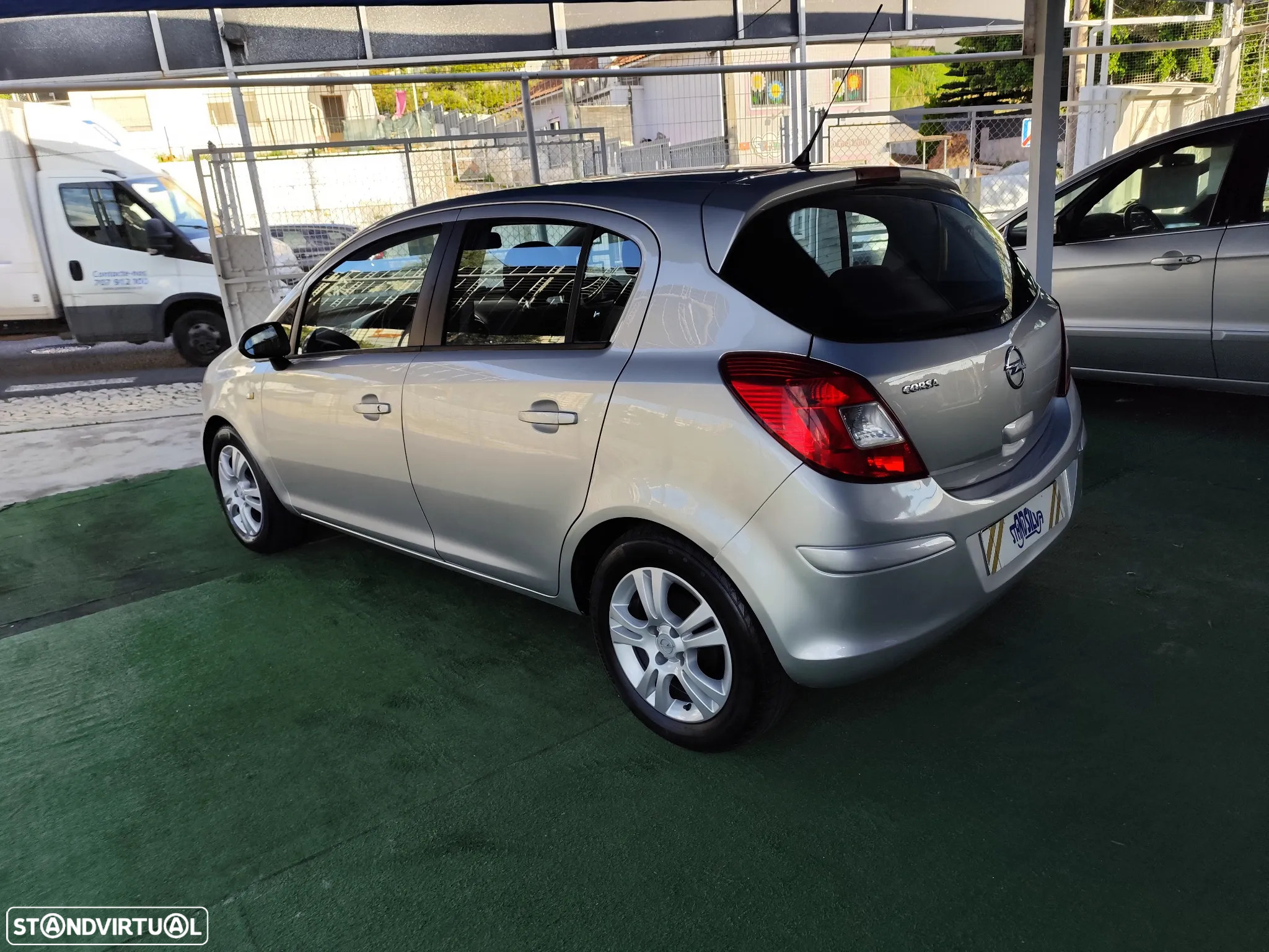 Opel Corsa 1.2 Enjoy - 5