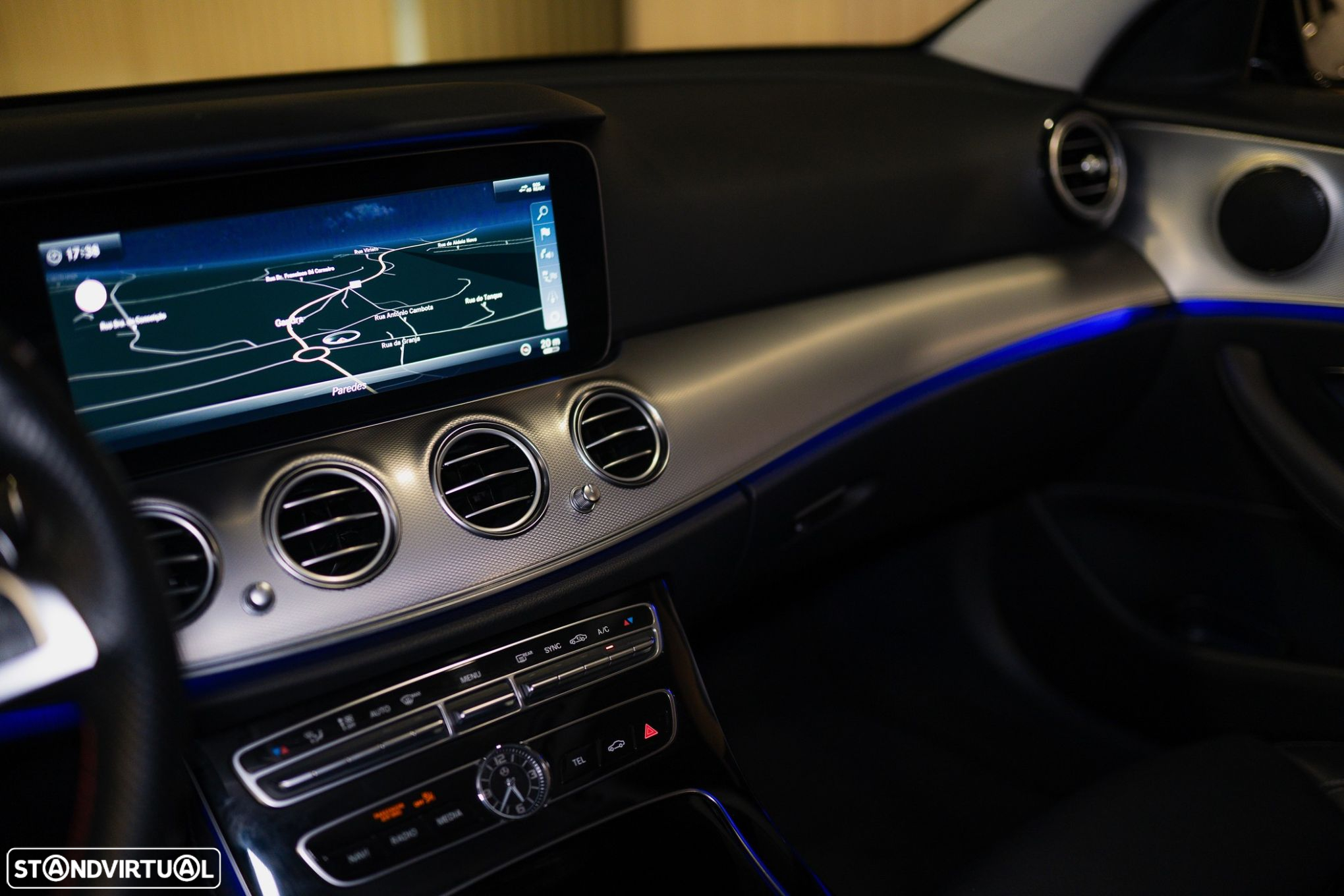 Mercedes-Benz E 220 d AMG - 41