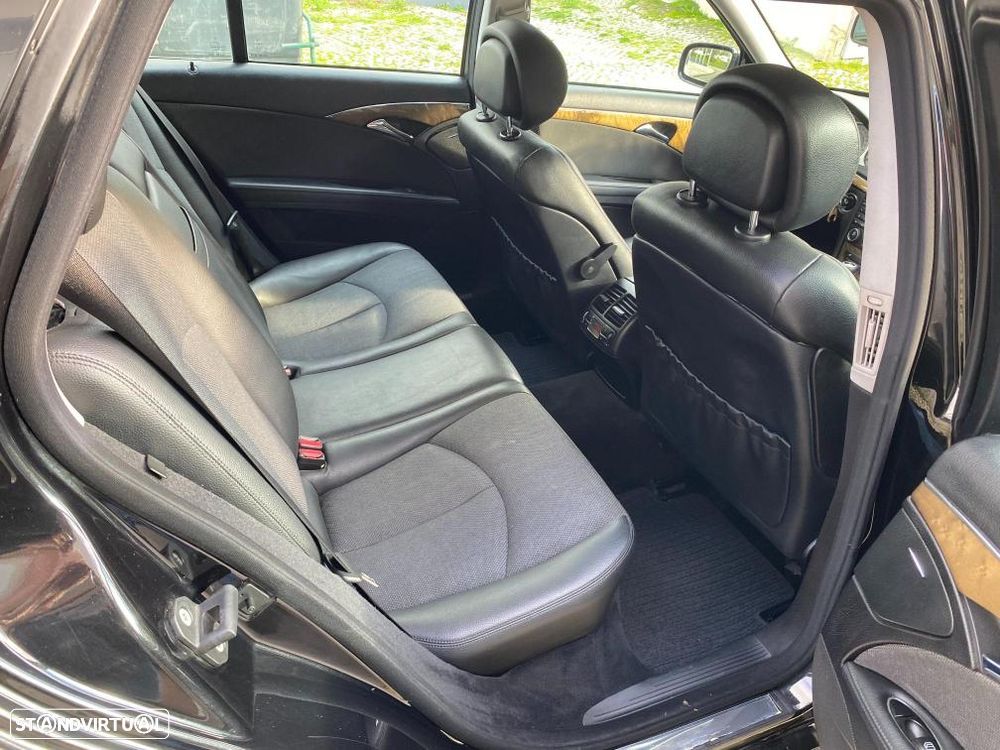Mercedes-Benz E 220 CDI Auto Avantgarde - 26