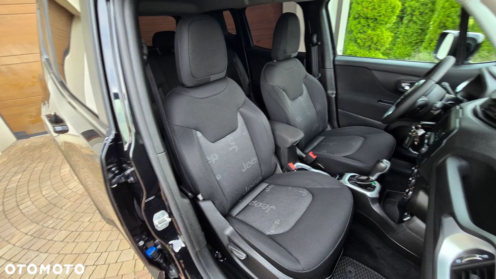 Jeep Renegade - 30