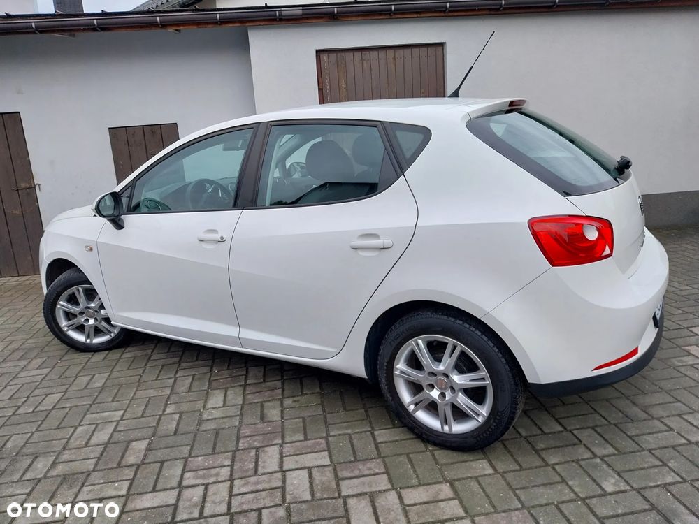 Seat Ibiza 1.4 16V Style - 24