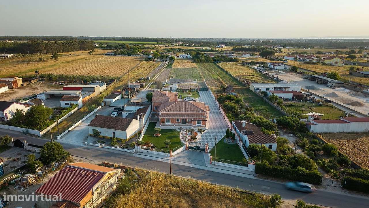 Moradia T4 para venda - Grande imagem: 2/20
