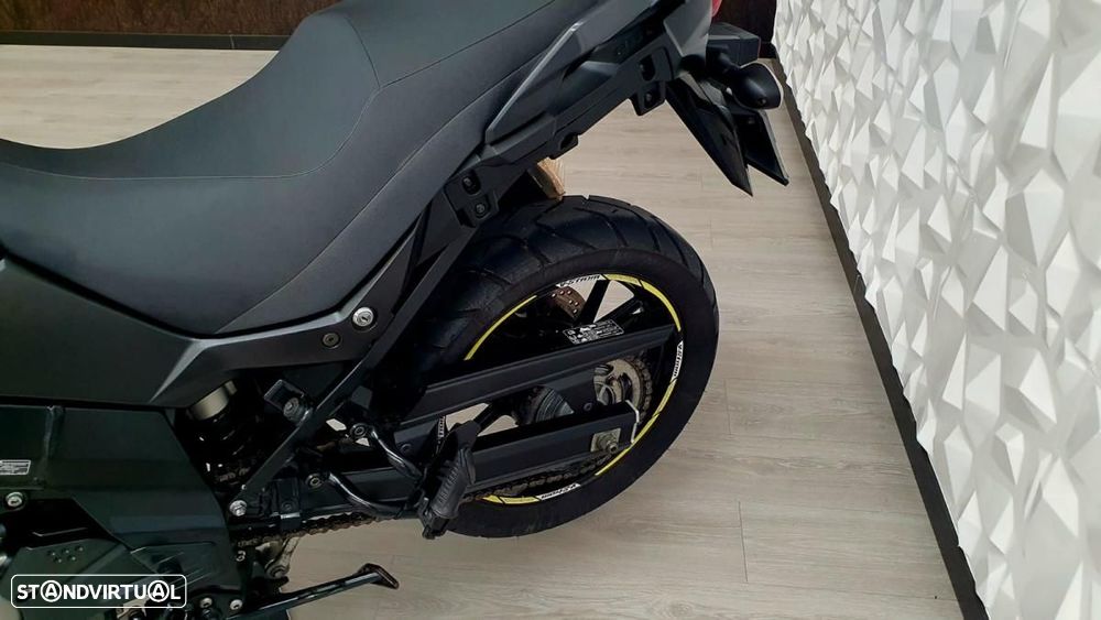 Suzuki v-strom DL 650 - 10