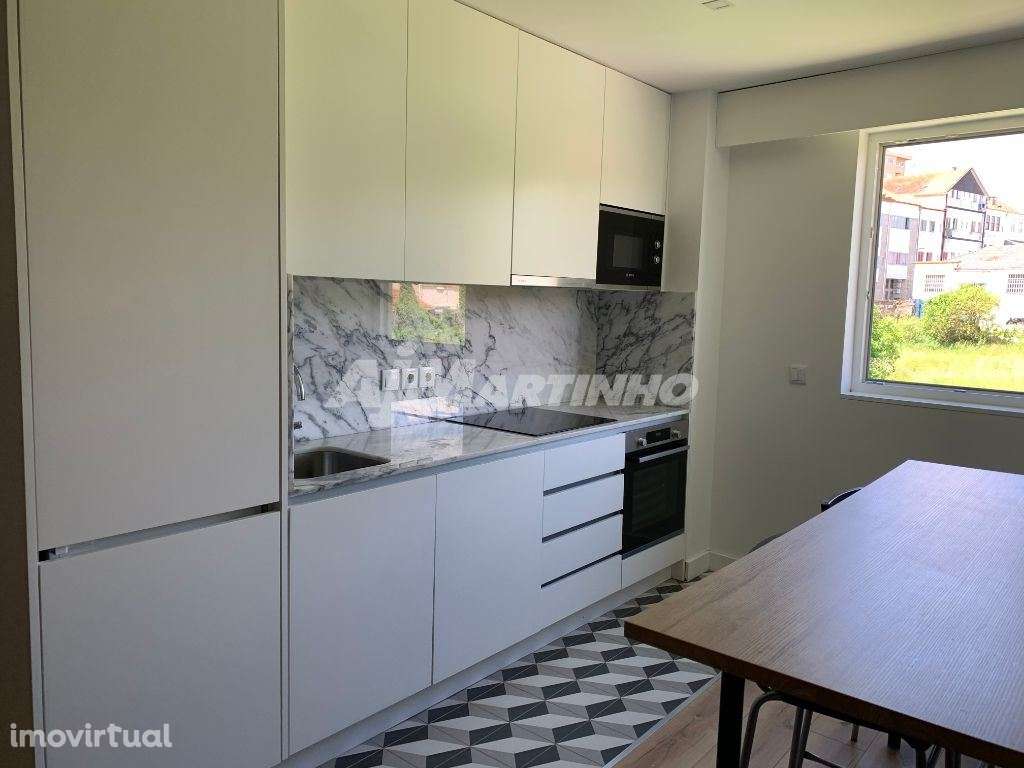 Excelente T2 - Mobilado, Porto, Campanha - Grande imagem: 4/14