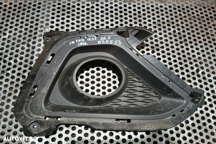 Grila proiector dreapta 86528-B9000 86528-B9000 Hyundai i10 2 [faceli - 1