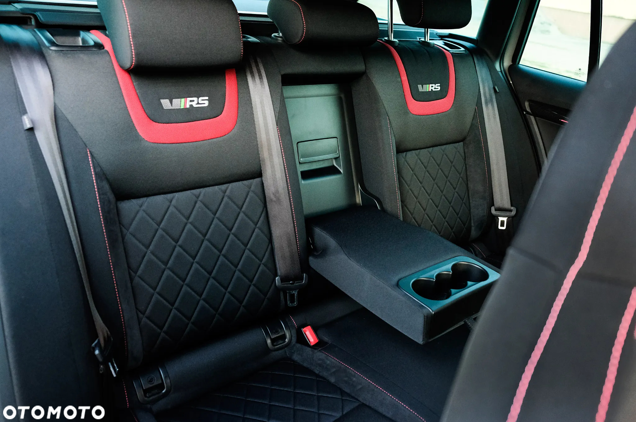 Skoda Octavia Combi 2.0 TSI RS 230 - 16