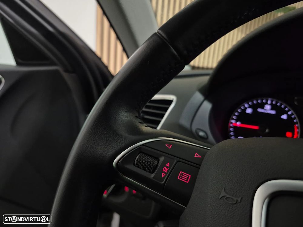 Audi Q3 2.0 TDI quattro Design - 21