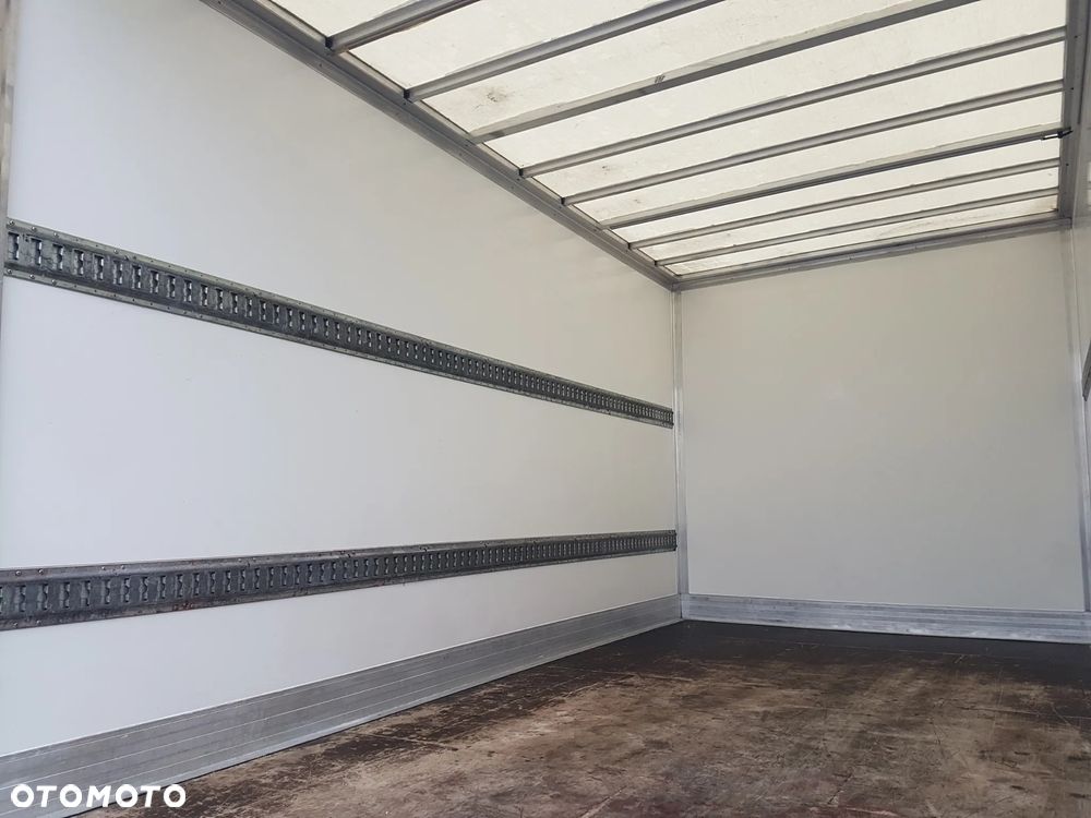 Renault MASTER KONTENER 8EP 4,21x2,23x2,23 KLIMA MANUAL KRAJOWY 6-BIEGÓW - 19