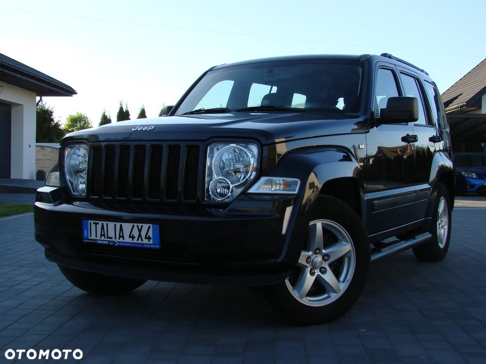 Jeep Cherokee - 9