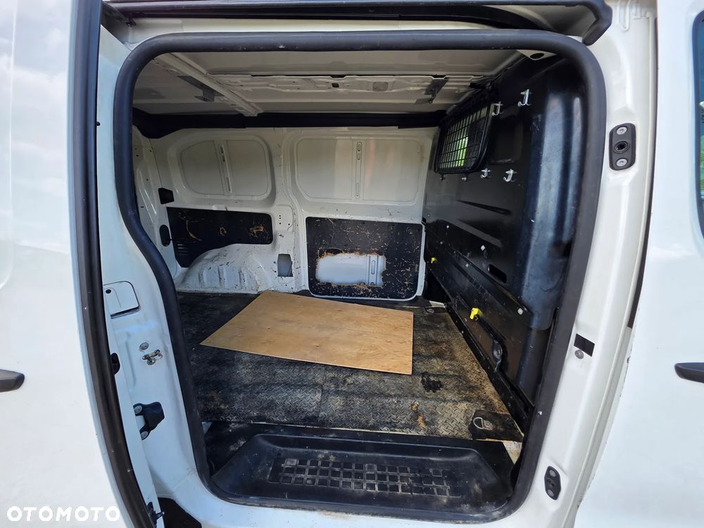 Toyota ProAce - 19