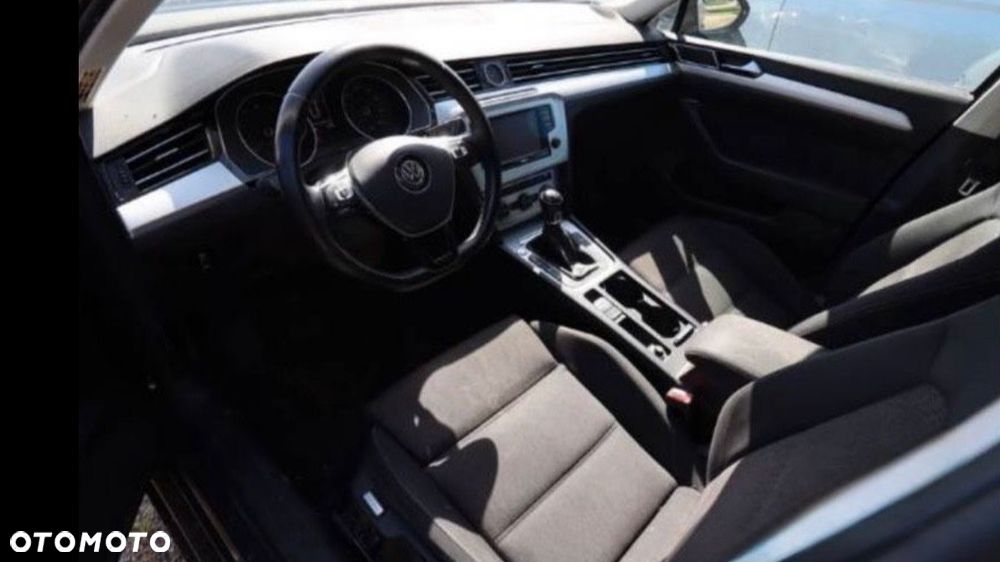 Volkswagen Passat 1.4 TSI ACT (BlueMotion Technology) Comfortline - 8