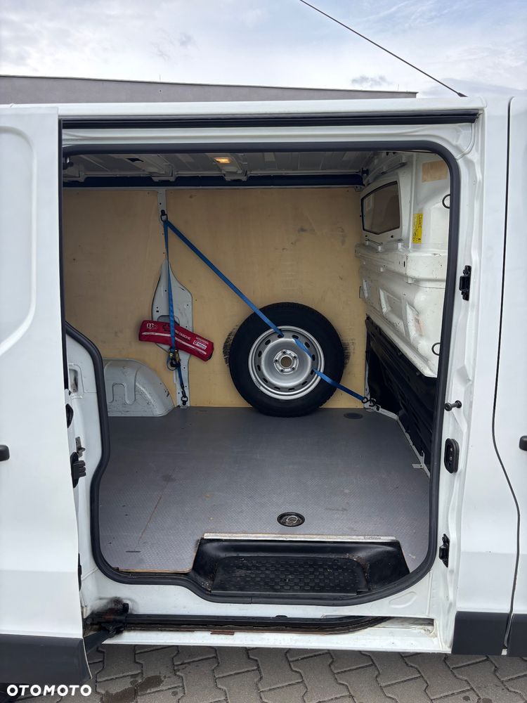 Renault Trafic - 26