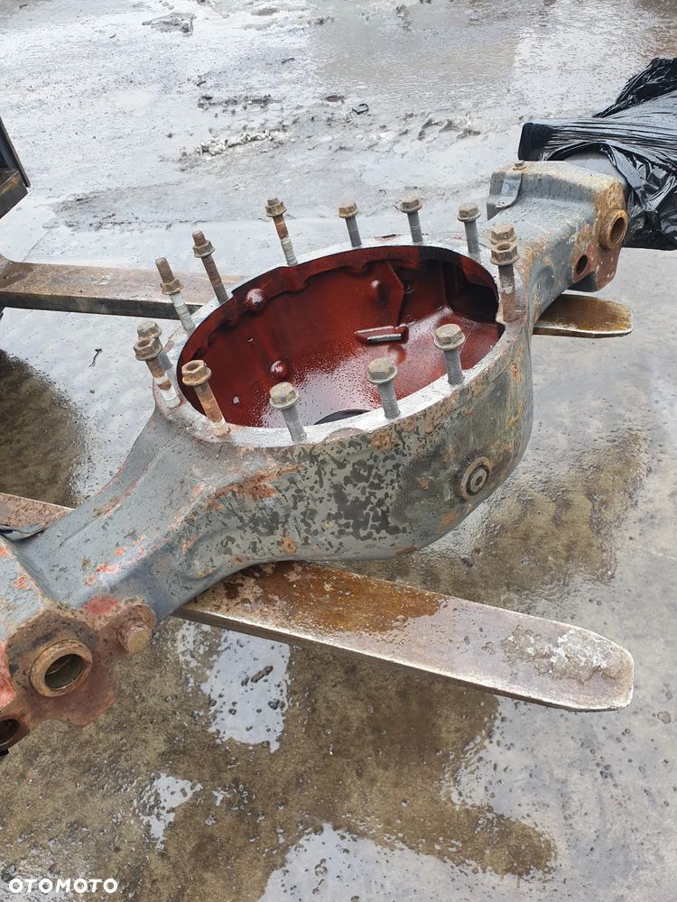 OBUDOWA MOSTU TYŁ DYFRA RENAULT MIDLUM DXI 22,5 - 2