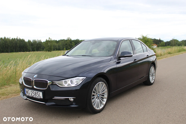 BMW Seria 3 316i Luxury Line
