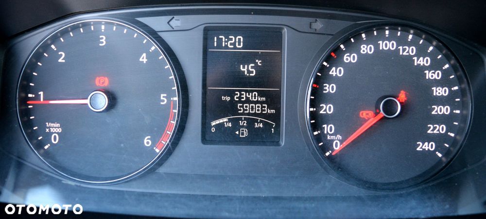 Volkswagen Transporter Long L2H1 - 16