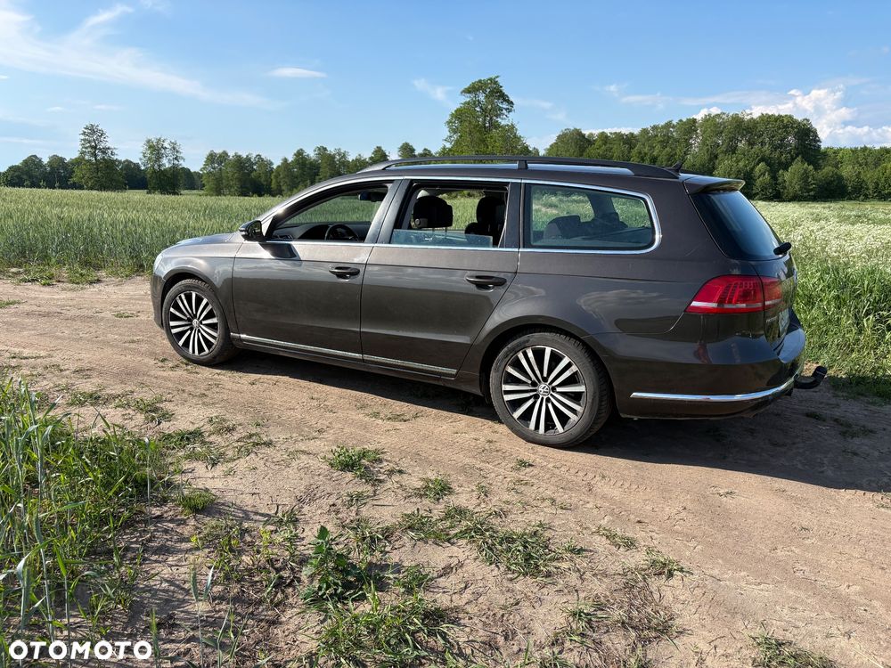 Volkswagen Passat 2.0 TDI Comfortline DSG - 4