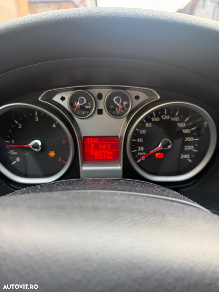 Ford Focus 1.6 TDCI 90 CP Trend - 4