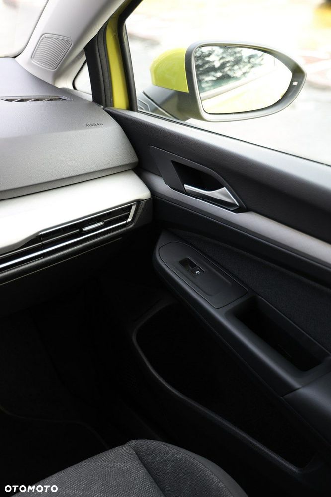 Volkswagen Golf - 29