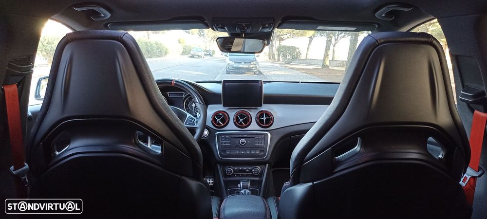 Mercedes-Benz CLA 45 AMG Shooting Brake 4-Matic - 27