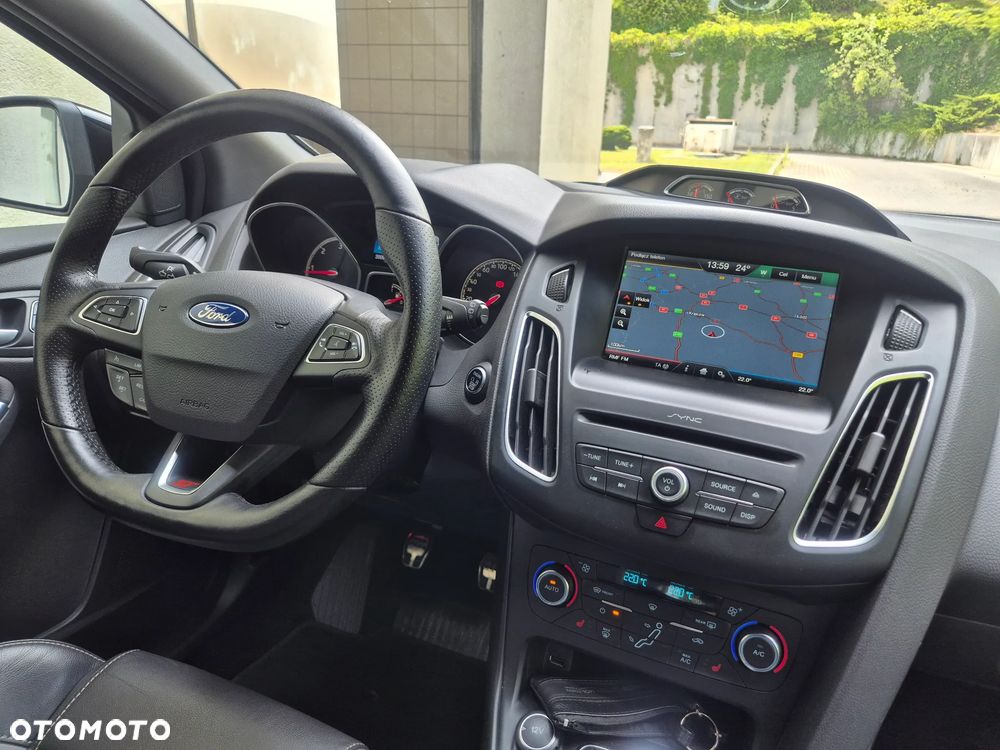 Ford Focus 2.0 TDCi ST mit Leder-Exclusiv-Paket - 20