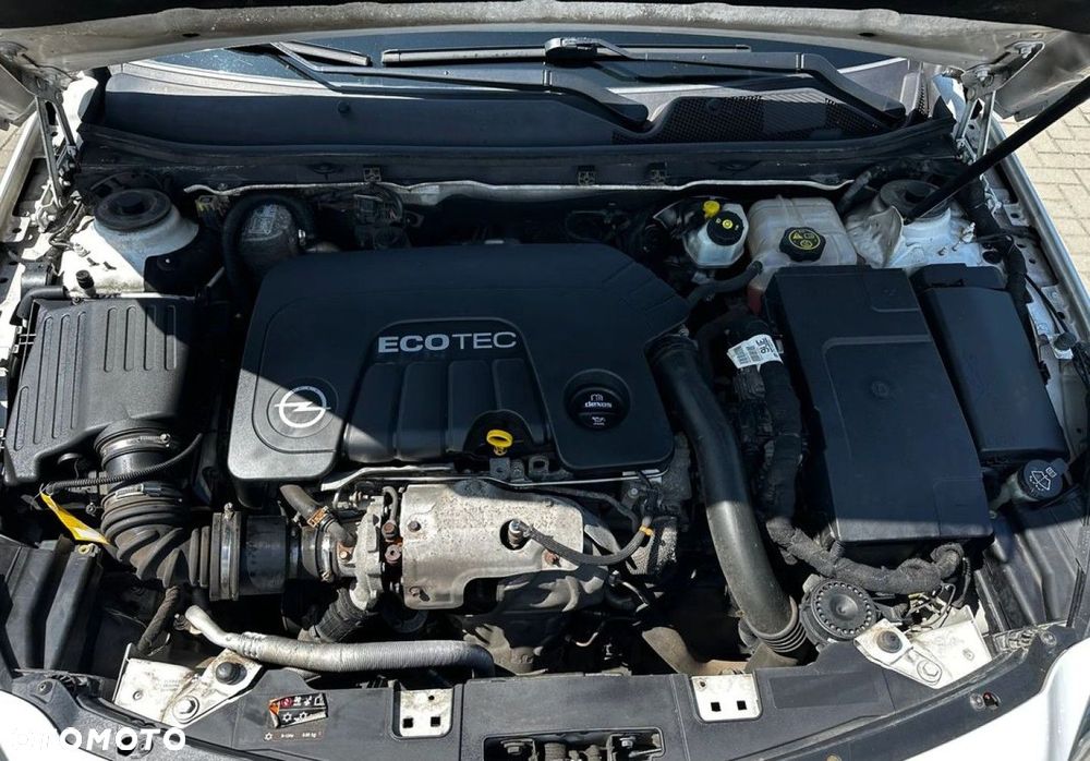 Opel Insignia - 33