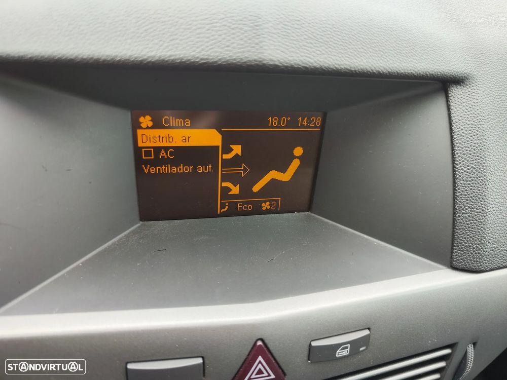 Opel Astra - 2