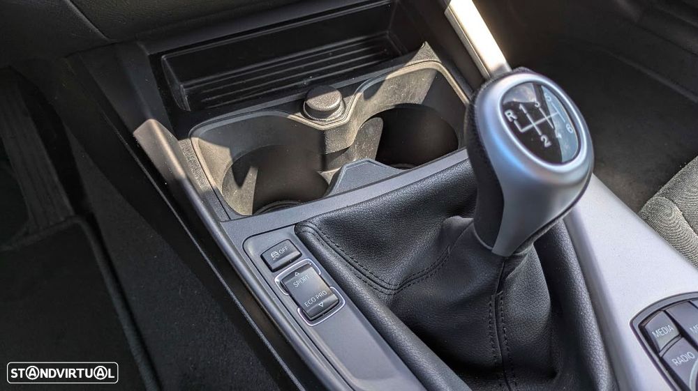 BMW 116 d Sport Line - 8