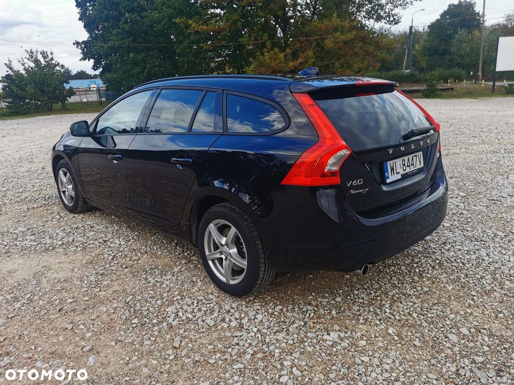 Volvo V60 D2 - 2