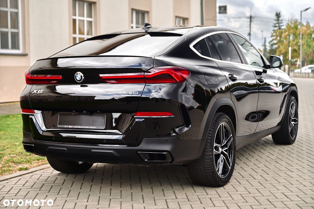 BMW X6 xDrive30d mHEV - 18