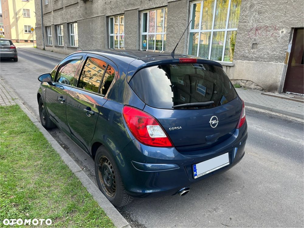 Opel Corsa 1.4 16V Satellite - 5