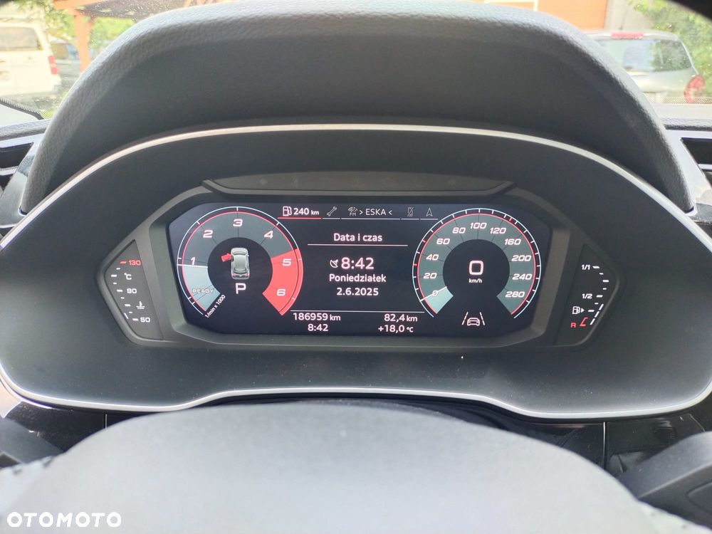 Audi Q3 2.0 TDI S tronic design - 11