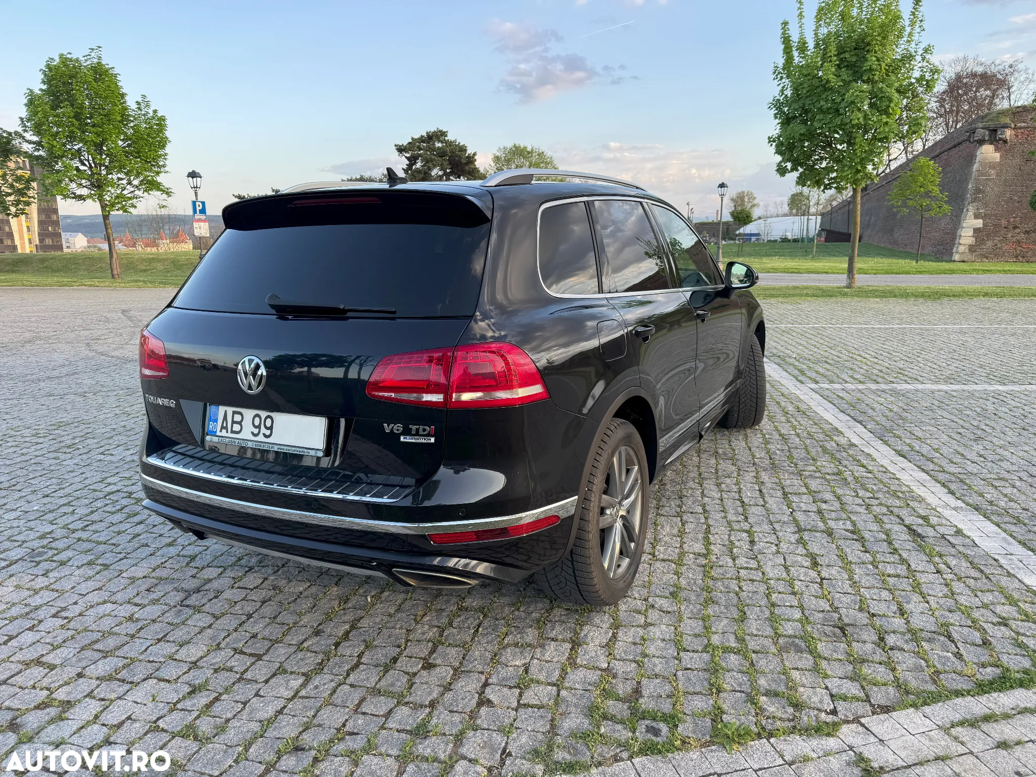 Volkswagen Touareg V6 TDI BMT Supreme Plus - 3