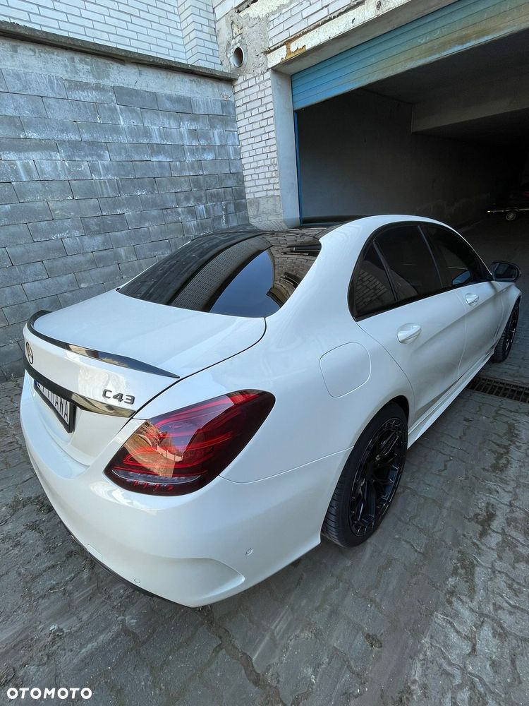 Mercedes-Benz Klasa C AMG 43 4-Matic - 6