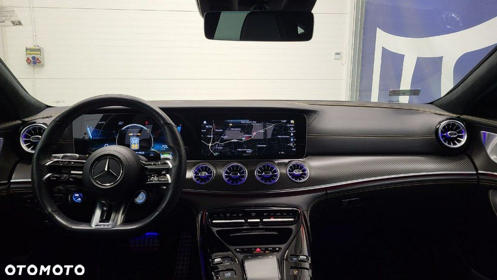 Mercedes-Benz AMG GT - 18